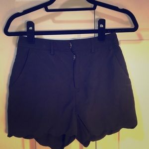 Scallop Shorts